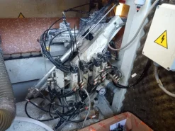 Bordatrice IDM ACTIVA GP-R2 usata