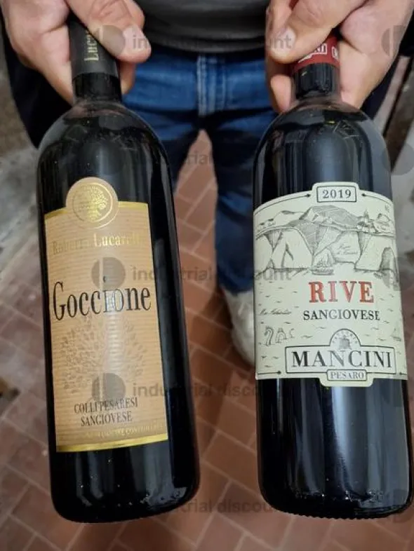 2#10085 Bottiglie di vino