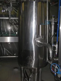 bottling water and soft drink Carbonated