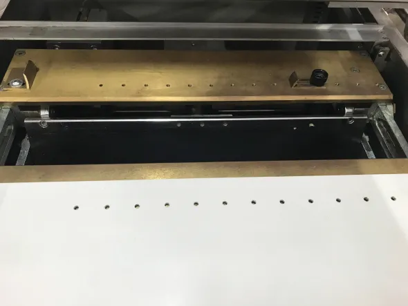Brossuratrice Euro-Bind 445 PRO