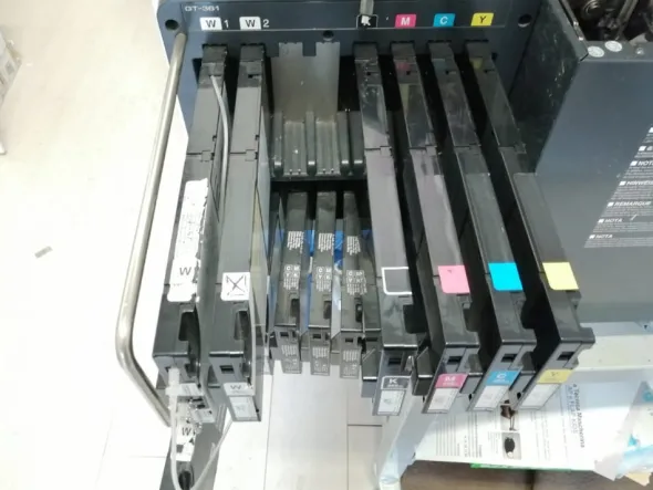 Brother GT361 Stampa diretta su tessuto (DTG)