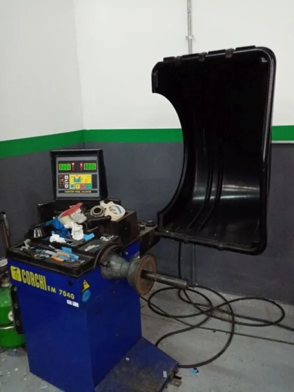 1#7041 Cabina di verniciaturaBlowtherm e attrezzature officina