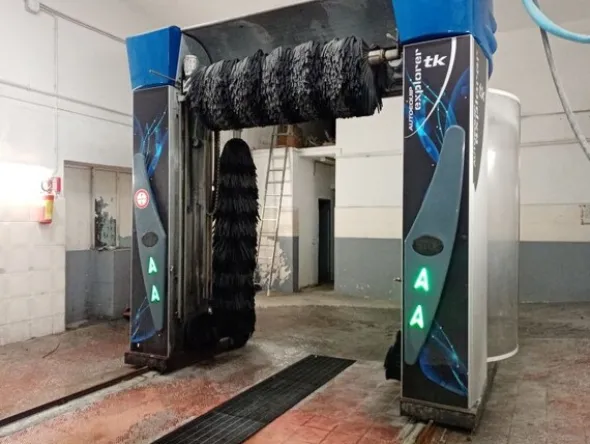 1#7041 Cabina di verniciaturaBlowtherm e attrezzature officina