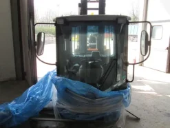 26#3117 Cabina Per Pala Gommata New Holland W130
