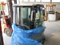 26#3117 Cabina Per Pala Gommata New Holland W130