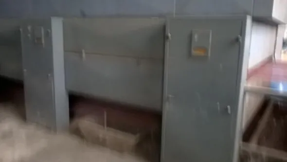 7#1649 Cabina Spruzzo Carlessi