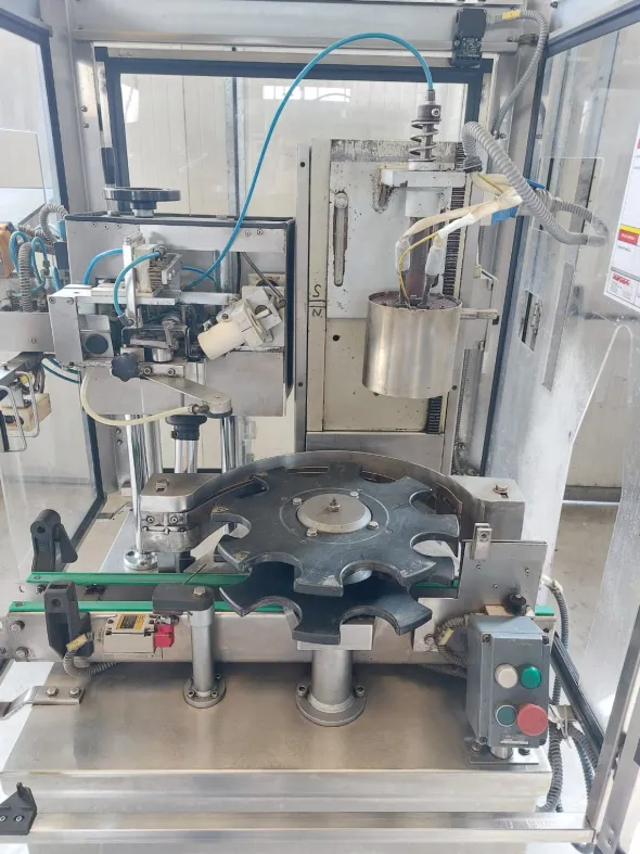 CA81 Capsulatrice Nortan UNICAP 35 usata 2500 BPH