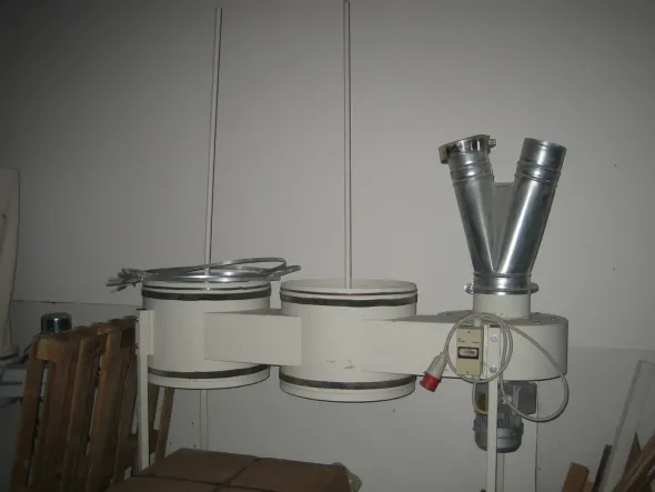 CALIBRATRICE LEVIGATRICE A TAMPONE