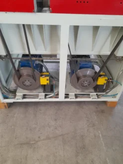 Calibratrice SBF 3W-586 da 1100mm con 3 nastri usata
