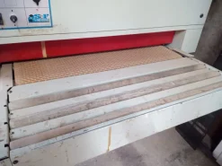 Calibratrice SBF 3W-586 da 1100mm con 3 nastri usata