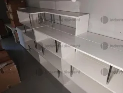 8#8952 Calzature e arredo ufficio