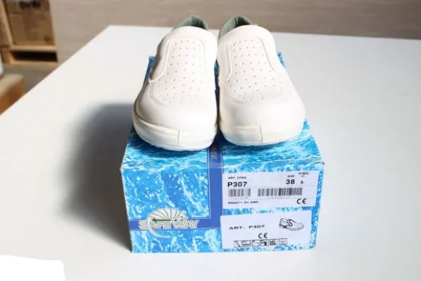 115#5240 Calzature sanitarie Safe Way0QA711