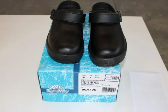 72#5237 Calzature sanitarie Safe Way 00E307