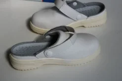 117#5240 Calzature sanitarie Safe Way 00E111SBEA