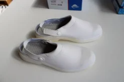 94#5240 Calzature sanitarie Safe Way