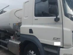 3#7657 Camion cisterna Daf 460