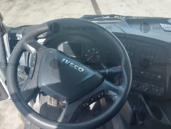 1#9656 Camion cisterna Iveco Stralis 460