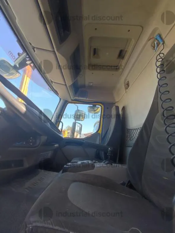 15#9387 Camion ribaltabile DAF LF45-210 rifiuti pericolosi