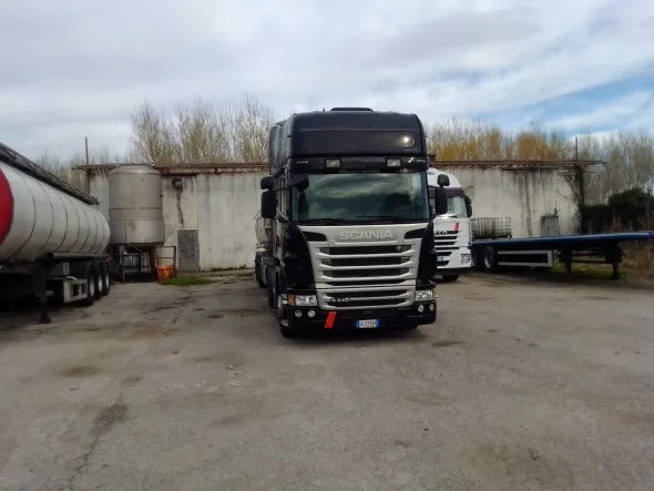 CAMION SCANIA GE773AX