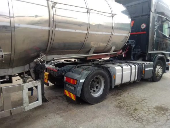 CAMION SCANIA GE773AX