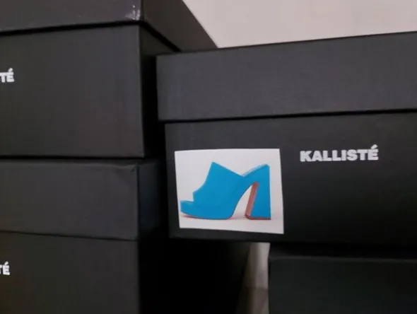 77#8119 Campionario capi d'abbigliamento e scarpe