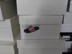 77#8119 Campionario capi d'abbigliamento e scarpe
