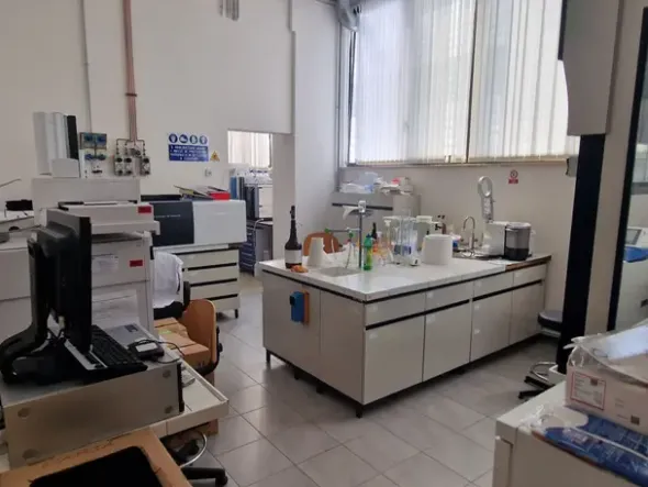 #2536291 Capannone a REDDITO locato a Istituto pubblico con Laboratorio e Autofficina
