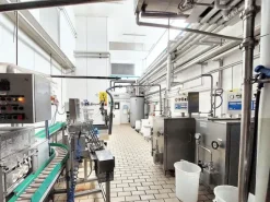 #24131 Capannone artigianale adibito alla produzione e al commercio