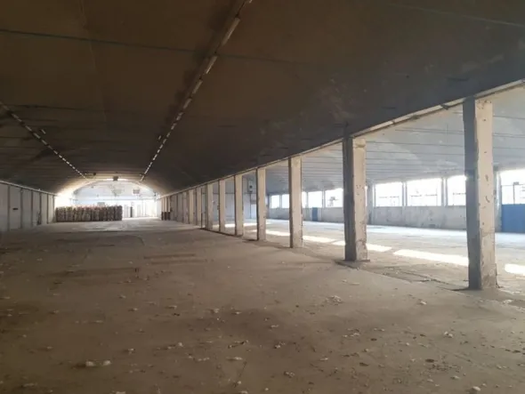 #8979 Capannone artigianale con palazzina uffici