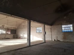 #8979 Capannone artigianale con palazzina uffici