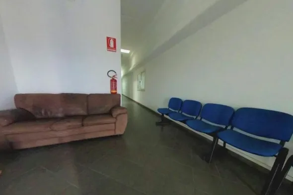 #12844 Capannone artigianale con piazzale privato