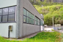Capannone artigianale e commerciale 1000mq Valstagna
