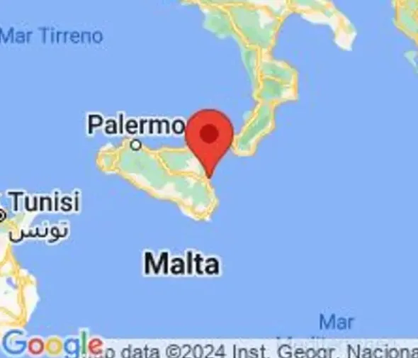 #23288 Capannone commerciale con area edificabile