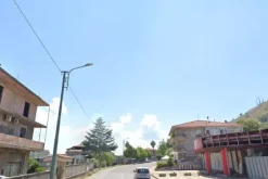 #2534013 Capannone commerciale con lastrico solare