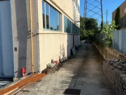 #2638154 Capannone completamente ristrutturato con uffici e area esterna