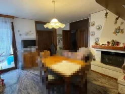#15455 Capannone con abitazione e uffici