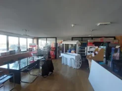 #2638989 Capannone con palazzina uffici e ampia area esterna con possibile cambio di destinazione d’uso