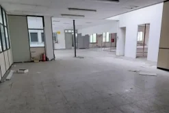 #14899 Capannone e corte in comparto artigianale