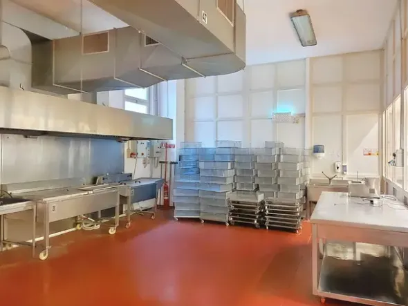 #19745 Capannone in complesso industriale