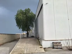 #2638611 Capannone industriale/commerciale fronte strada – altissima visibilità