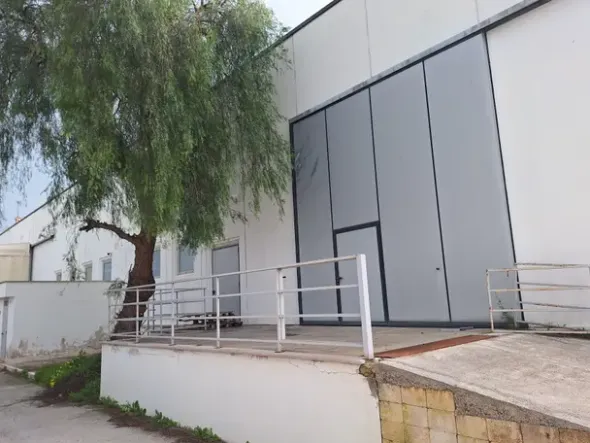 #2638611 Capannone industriale/commerciale fronte strada – altissima visibilità