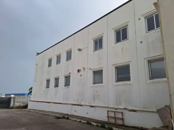 #2638611 Capannone industriale/commerciale fronte strada – altissima visibilità