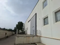 #2638611 Capannone industriale/commerciale fronte strada – altissima visibilità