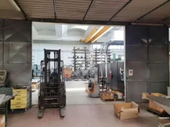 #2640071 Capannone industriale con ampia corte pertinenziale