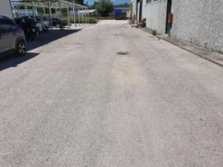 #2640071 Capannone industriale con ampia corte pertinenziale