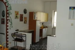 #9145 Capannone industriale con appartamento