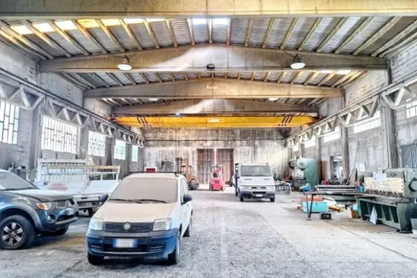 #25659 Capannone industriale con area pertinenziale