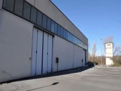 #14725 Capannone industriale con area di pertinenza
