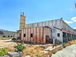 #2536074 Capannone industriale con impianto fotovoltaico