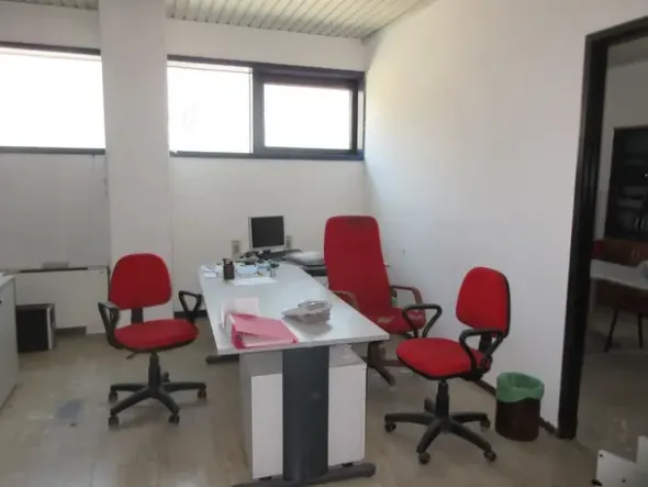 #16042 Capannone industriale con uffici e camera bianca